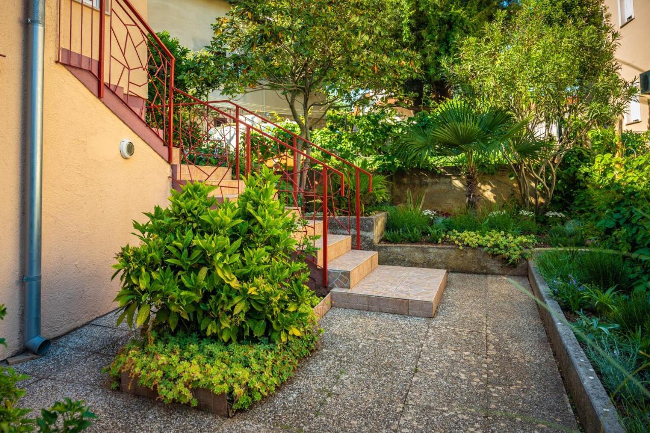Apartment Axelle 50 Meters To The Banjole